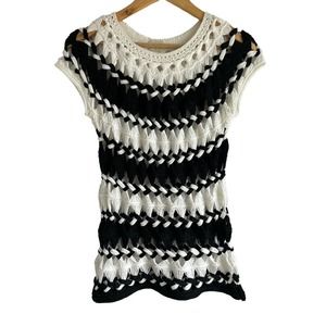 Chicos Women’s Size Small Striped Crotchet Black‎ & White Top